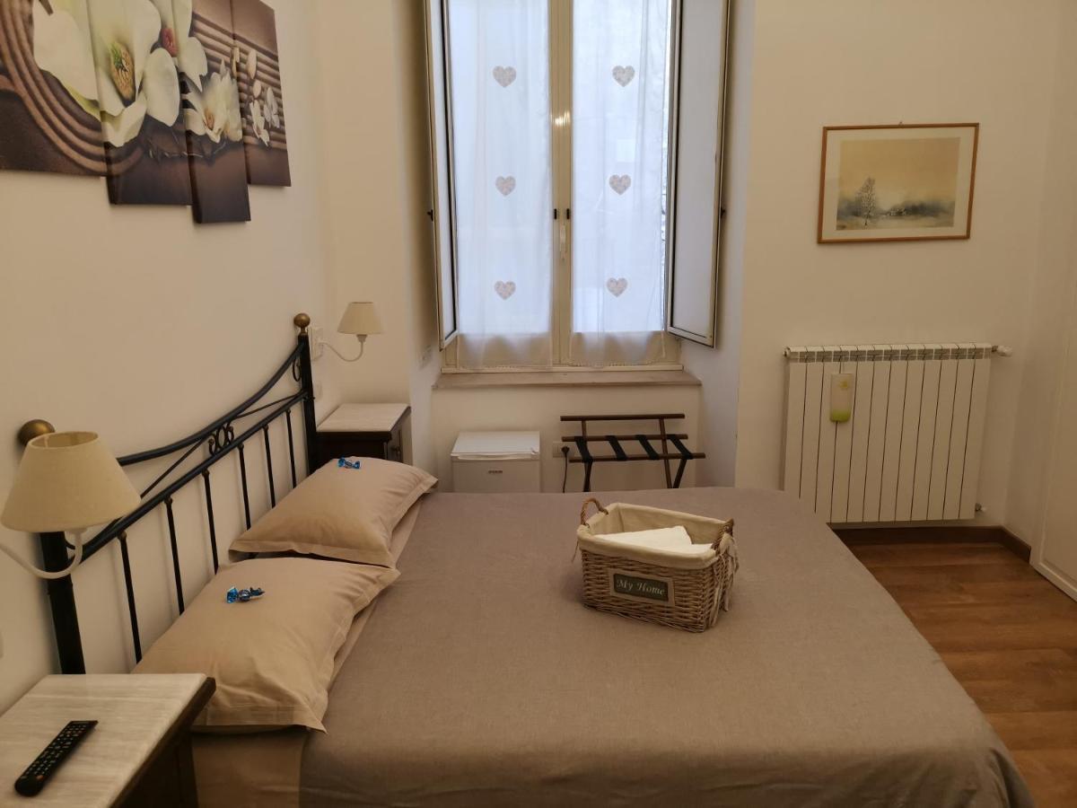 Napoli Pietrasanta Lt Bed and Breakfast Eksteriør billede