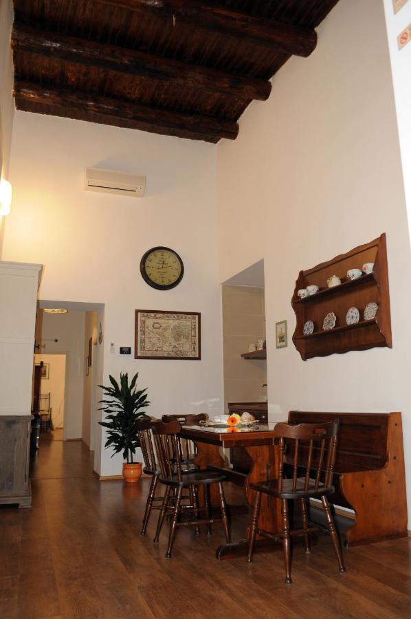 Napoli Pietrasanta Lt Bed and Breakfast Eksteriør billede