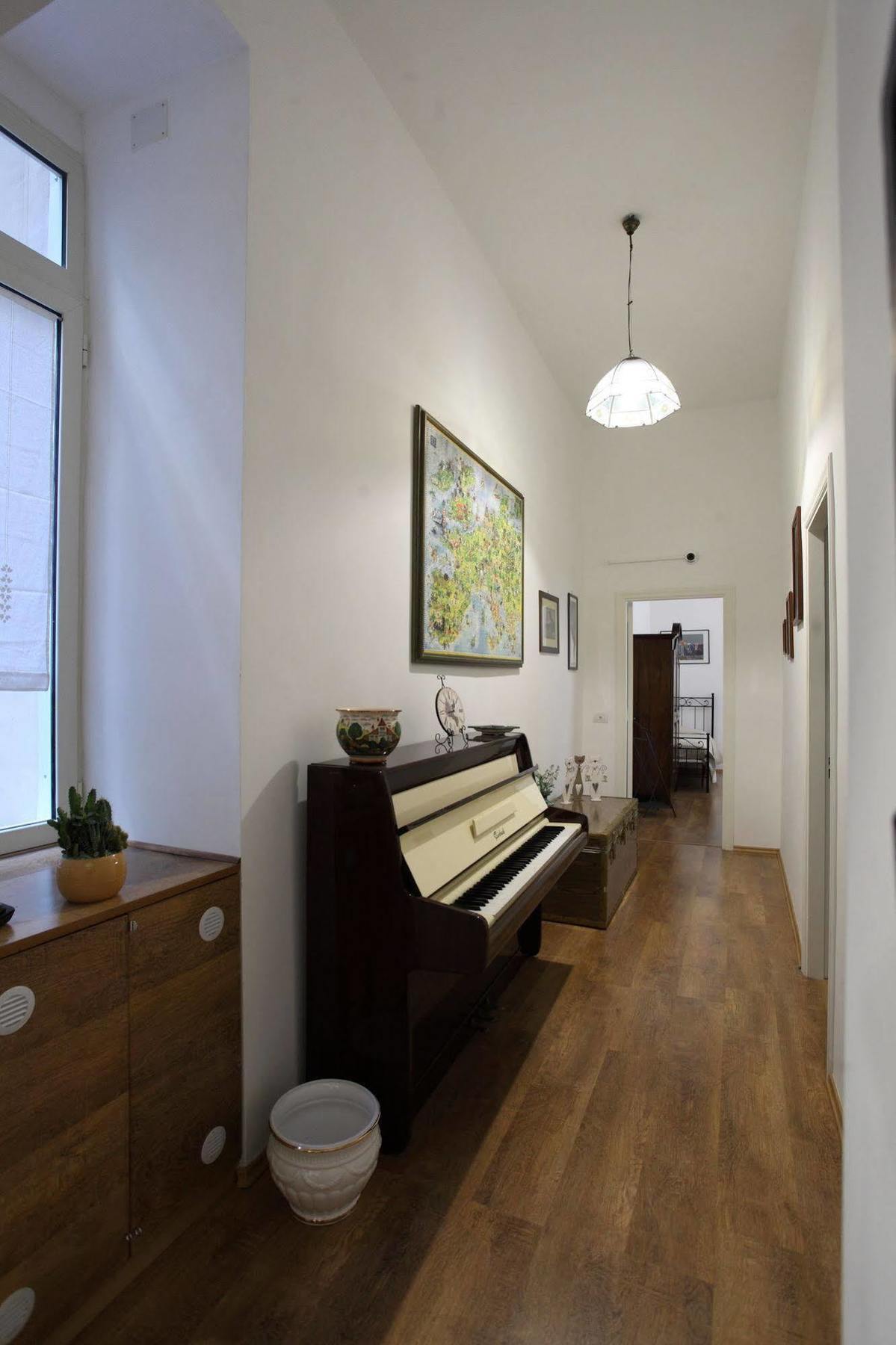 Napoli Pietrasanta Lt Bed and Breakfast Eksteriør billede